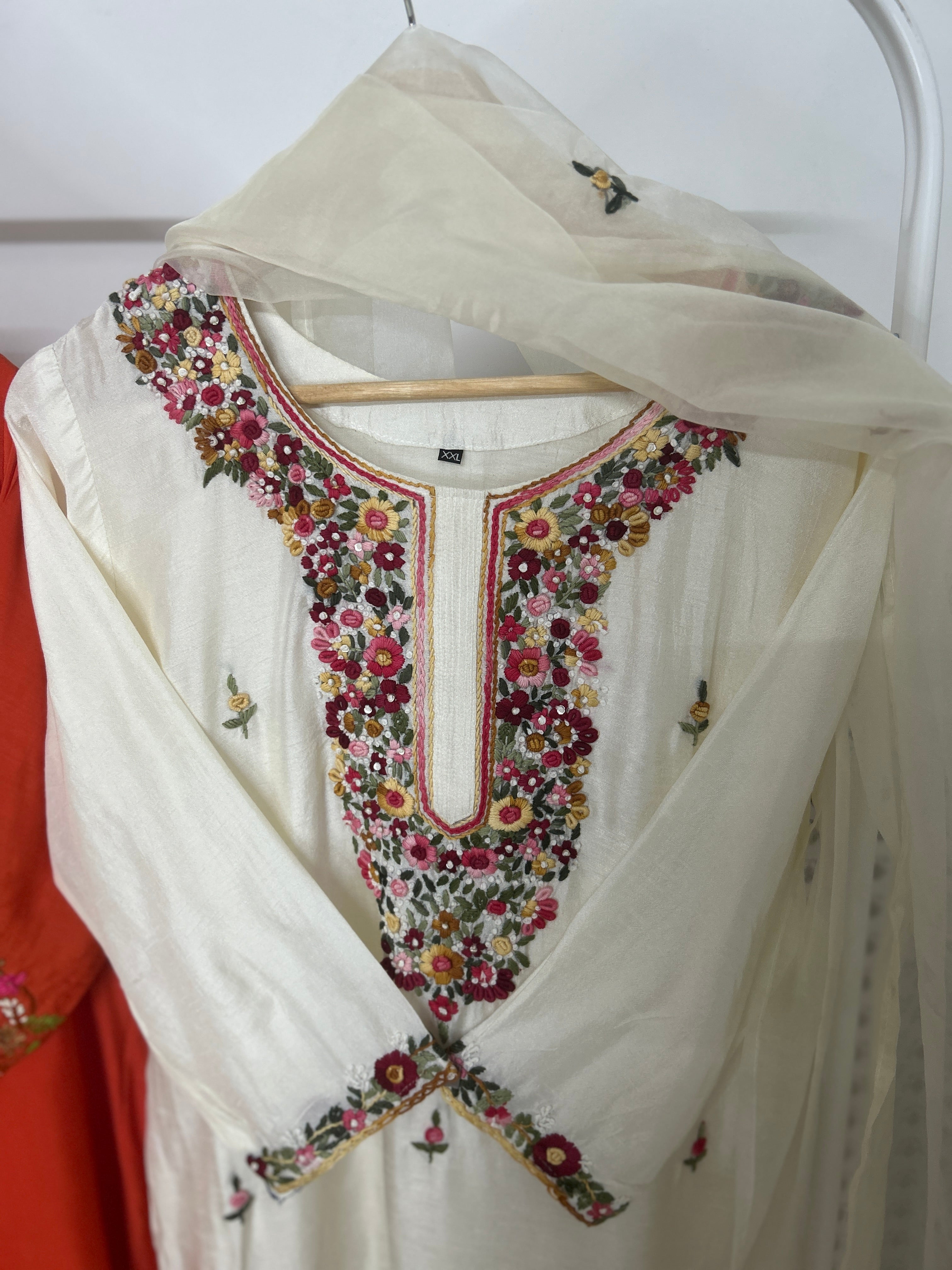 Off White French Knot  Straight Fit Kurti 3 Piece Suit
