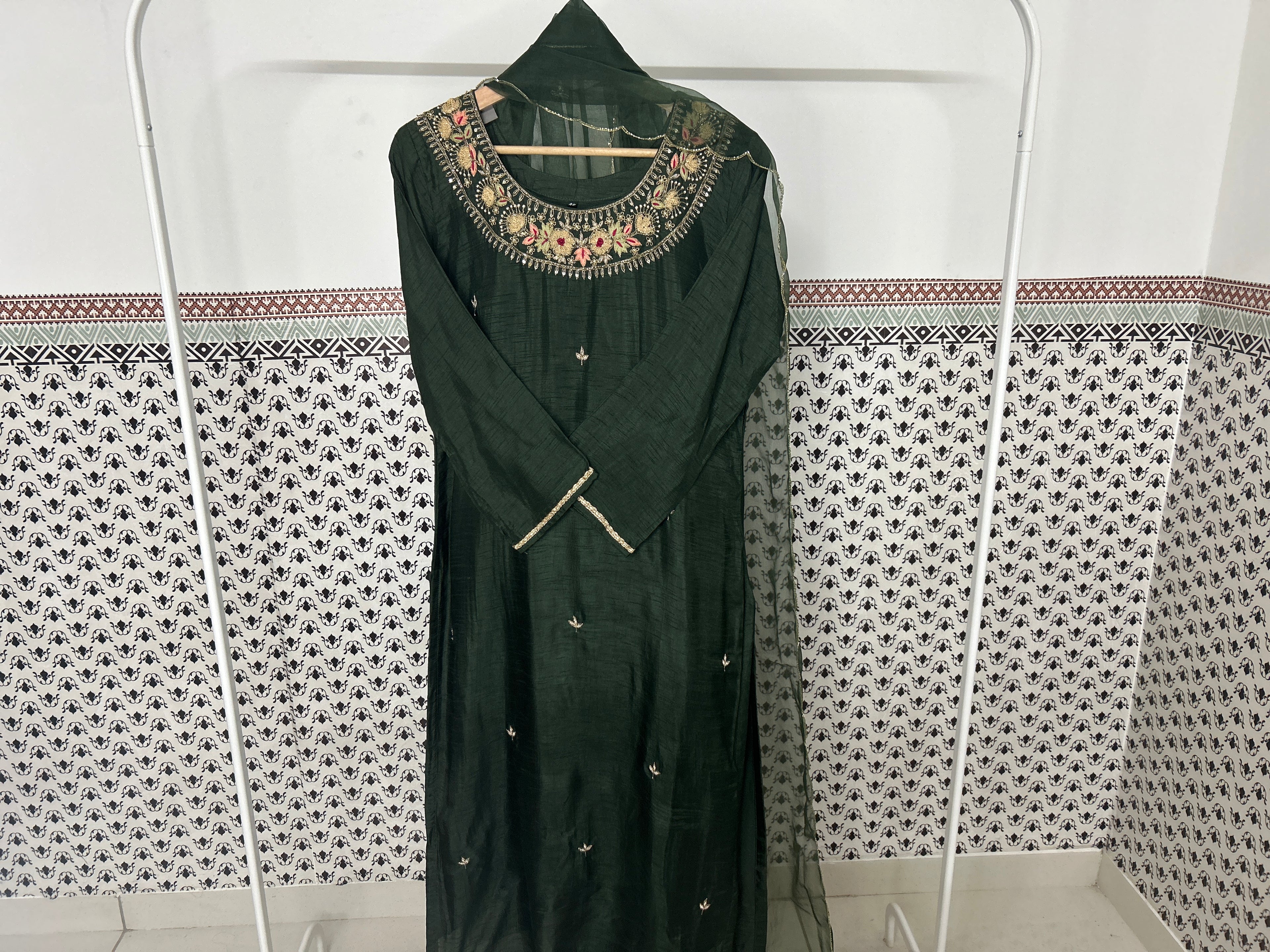 Mehendi Green Dola Silk 3 piece suit