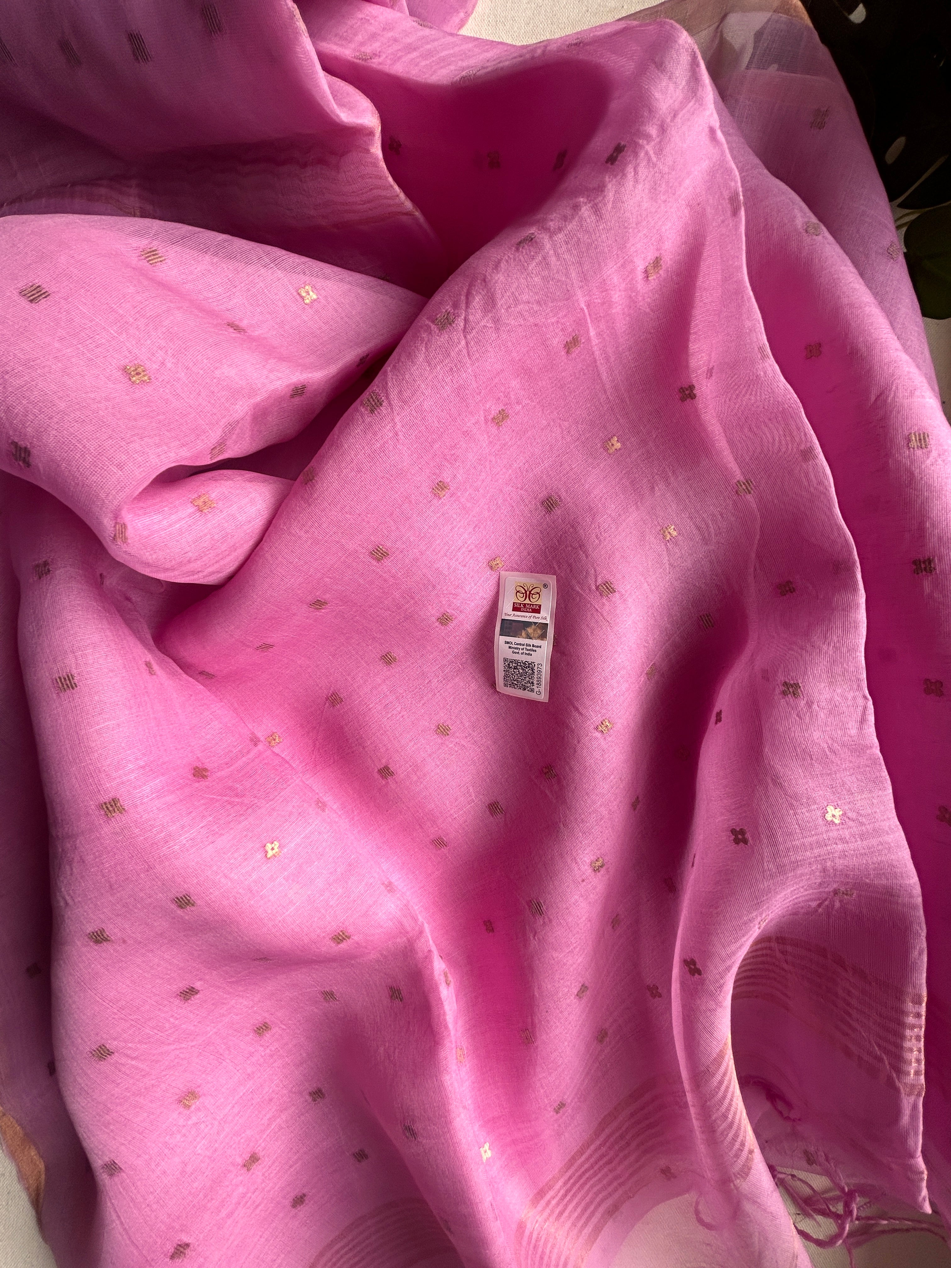 Handwoven Pure Muslin Silk Sequen Saree